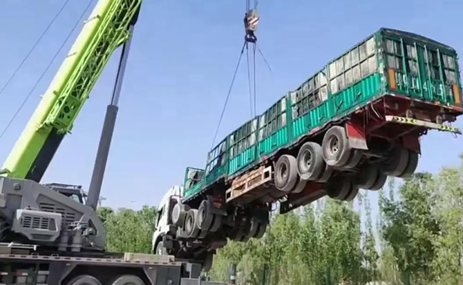 彭山区道路脱困救援案例